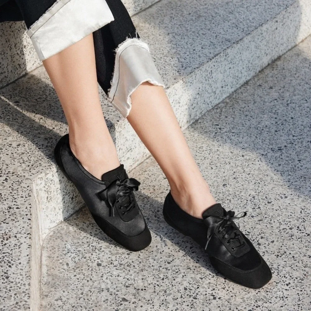 VIVAIA Black Cristina Satin Square Toe Lace-Up Barefoot Ballet Flats US/7-7.5